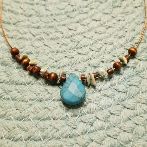 Simple Necklace - Picture 2 of 3